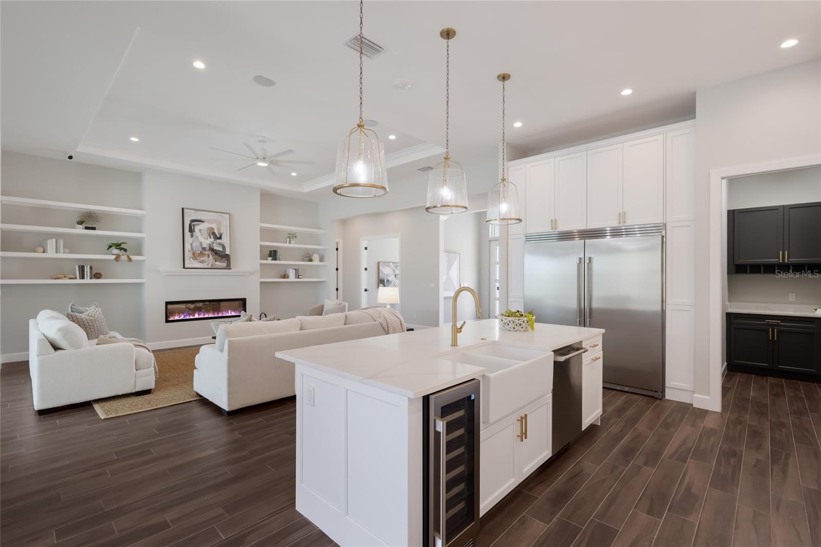 THE ISLANDS ON THE MANATEE RIVER - Residential