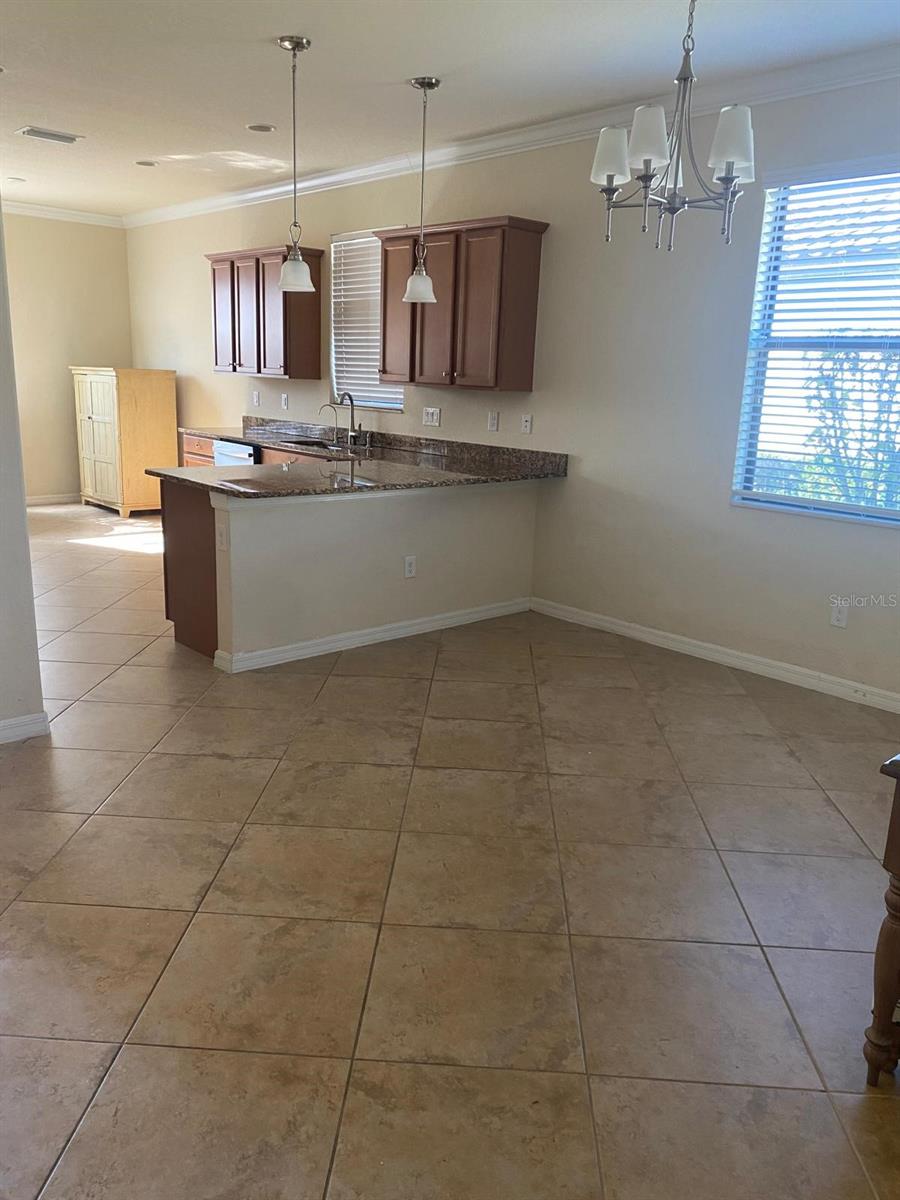 GRAN PARADISO PH 1 - Residential Lease