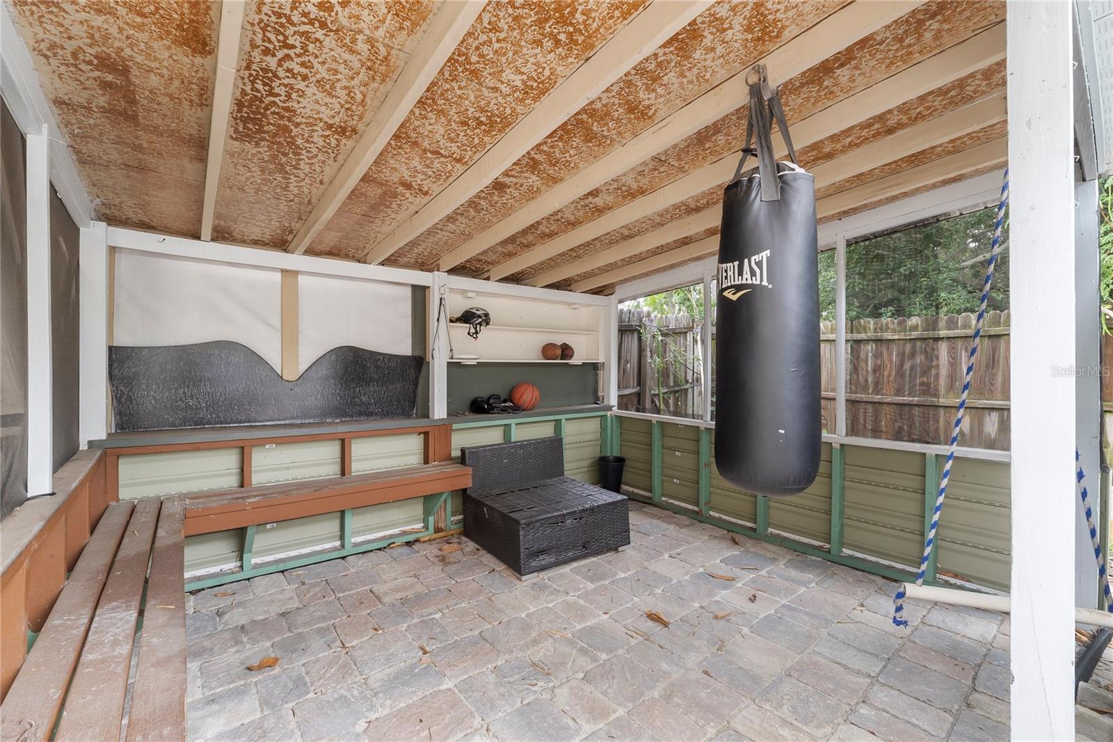 LYNNMOOR - Residential