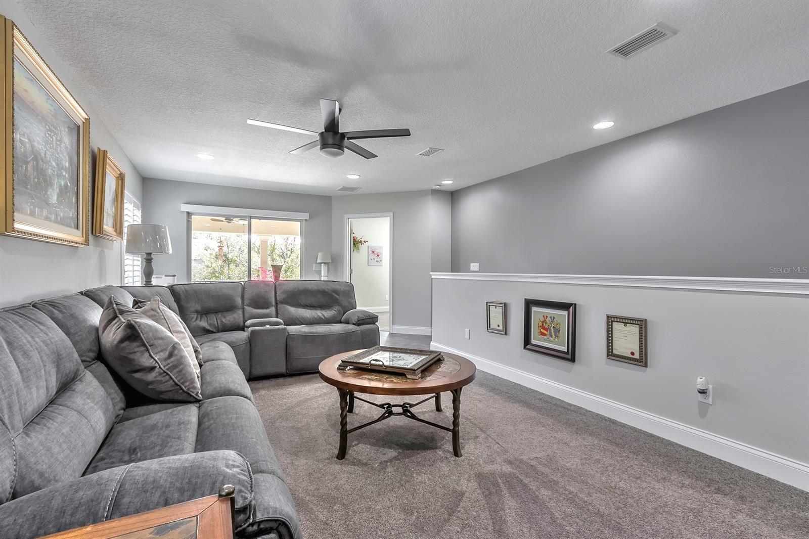 Venetian Bay Ph 1B Un 12 Tr - Residential