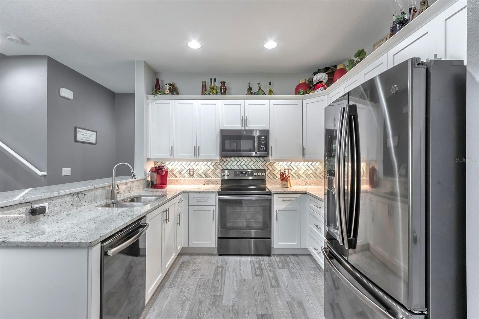 Venetian Bay Ph 1B Un 12 Tr - Residential