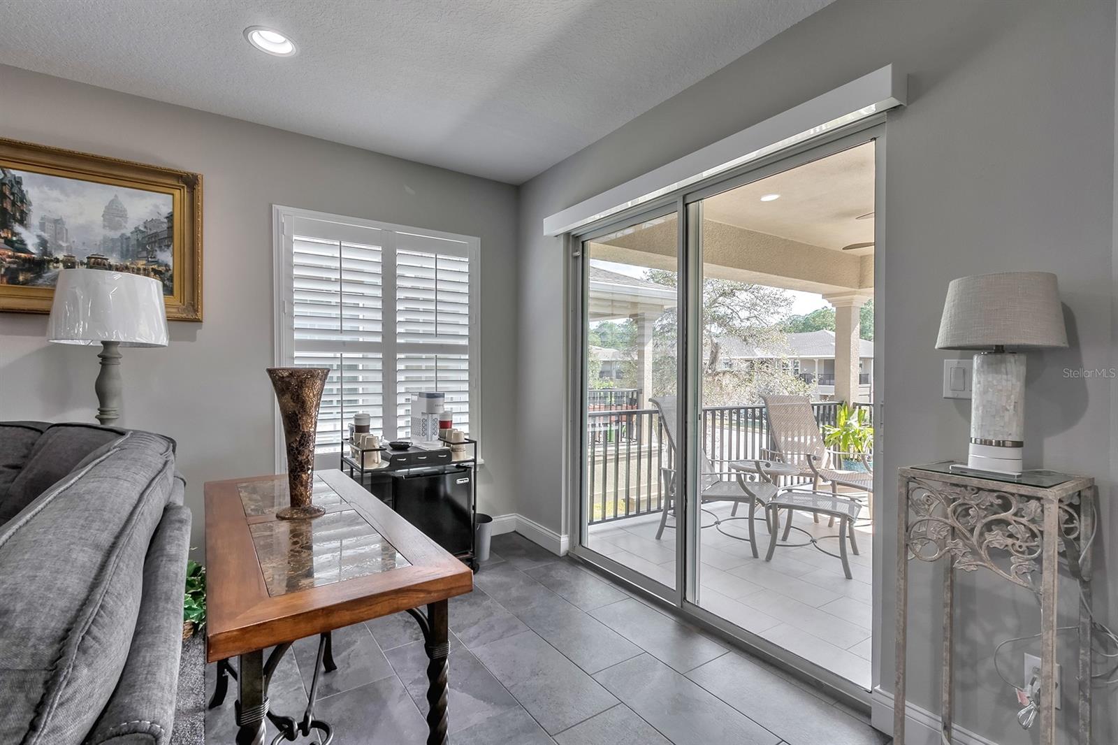 Venetian Bay Ph 1B Un 12 Tr - Residential