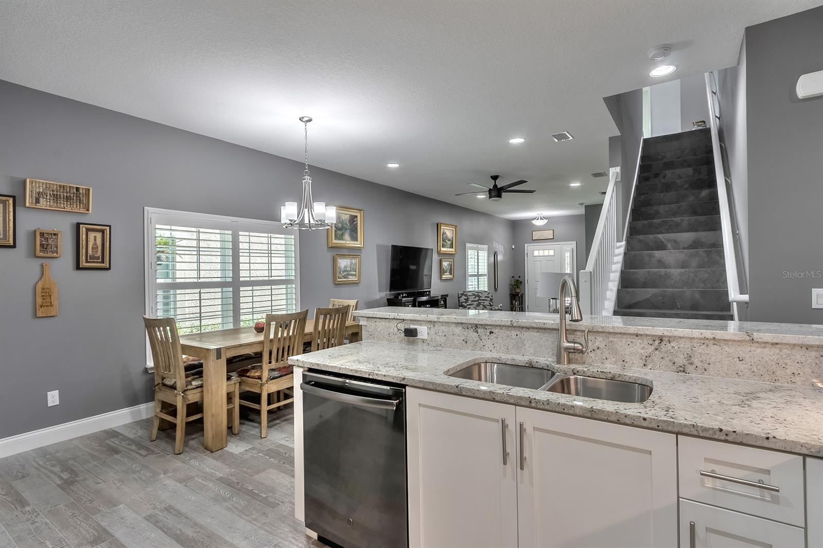 Venetian Bay Ph 1B Un 12 Tr - Residential