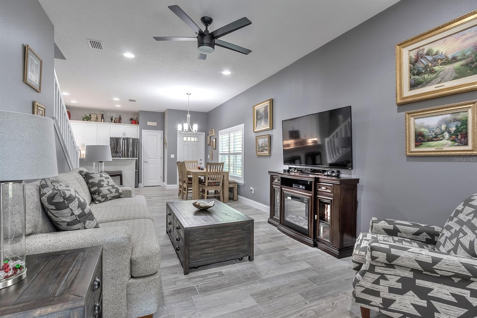 Venetian Bay Ph 1B Un 12 Tr - Residential