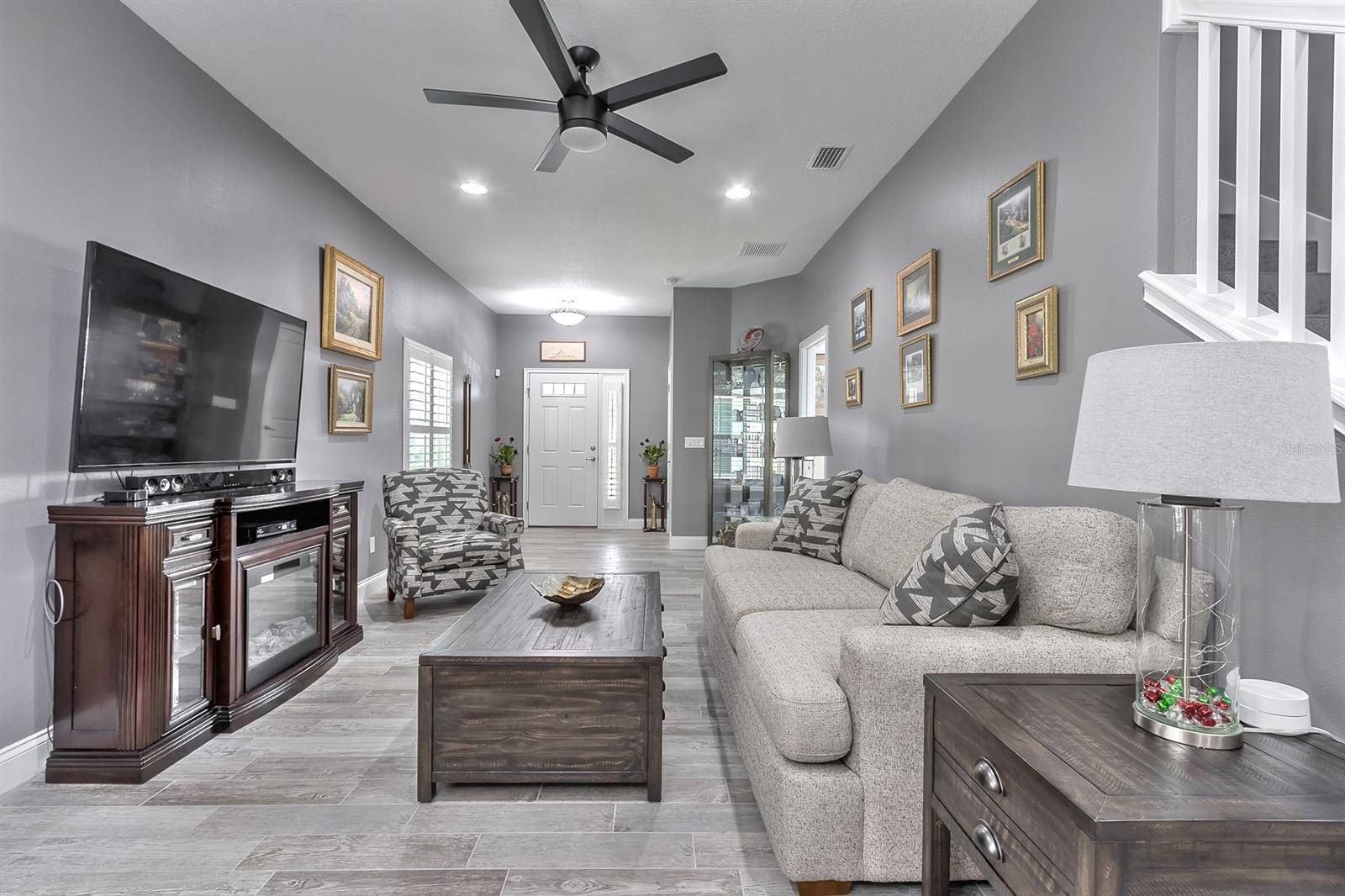 Venetian Bay Ph 1B Un 12 Tr - Residential