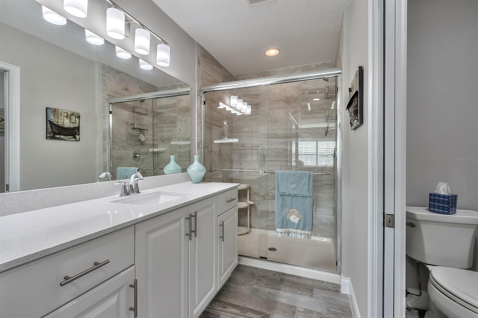 Venetian Bay Ph 1B Un 12 Tr - Residential