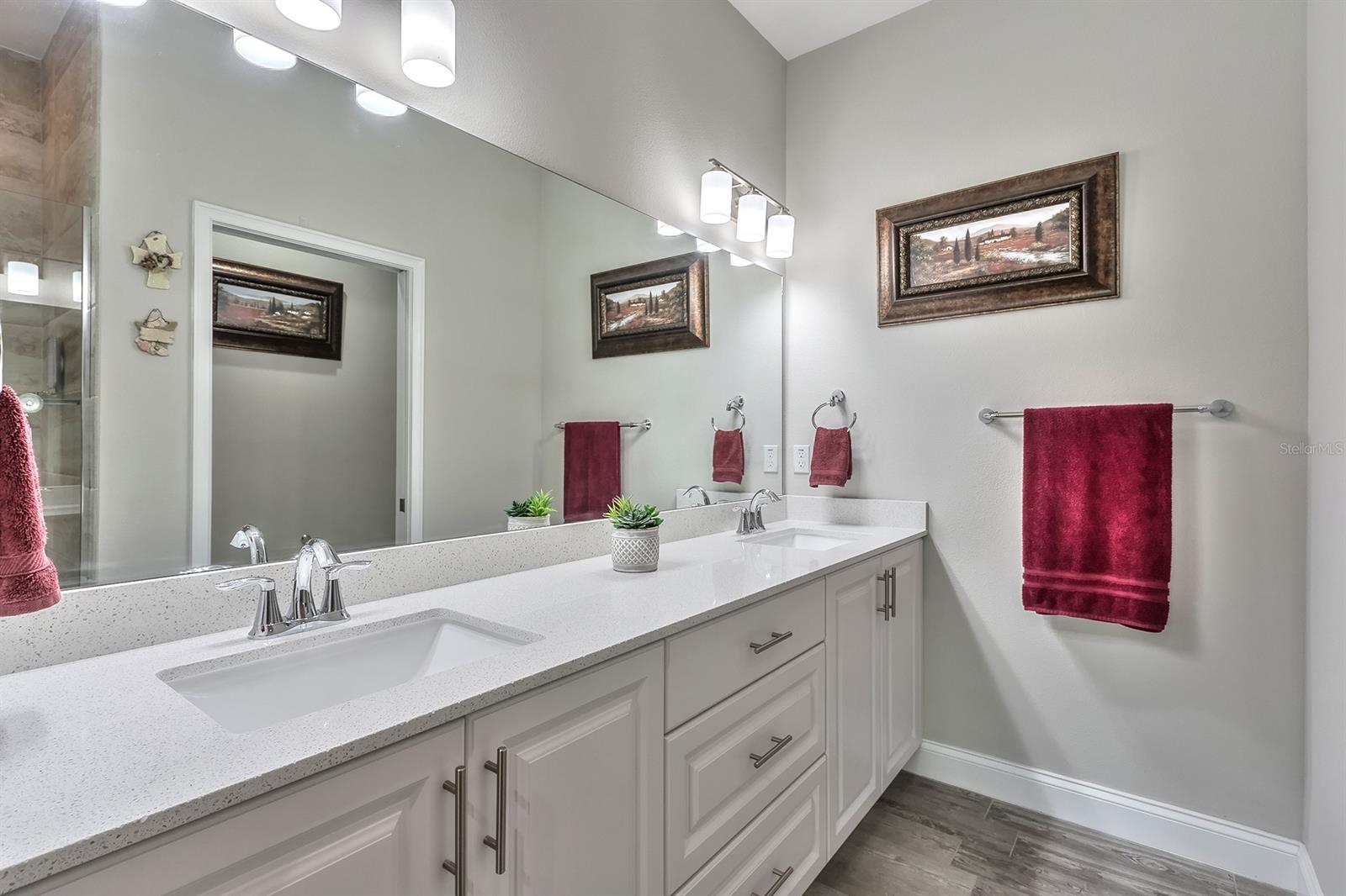 Venetian Bay Ph 1B Un 12 Tr - Residential