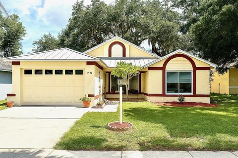 Photo of 1432 Windjammer Place, Valrico, FL 33594 (MLS # TB8382240)