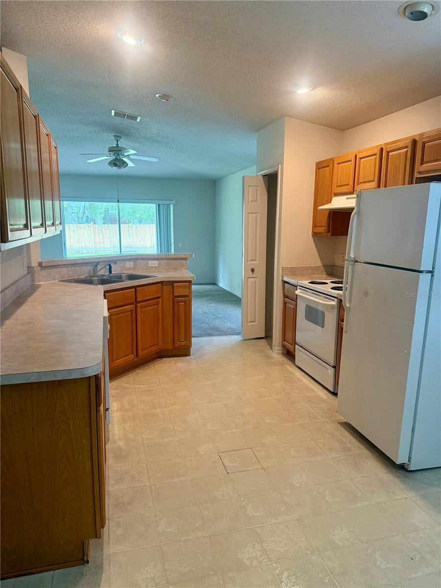 Photo of 2021 Sweetfern Place, Lakeland, FL 33810 (MLS # L4964742)