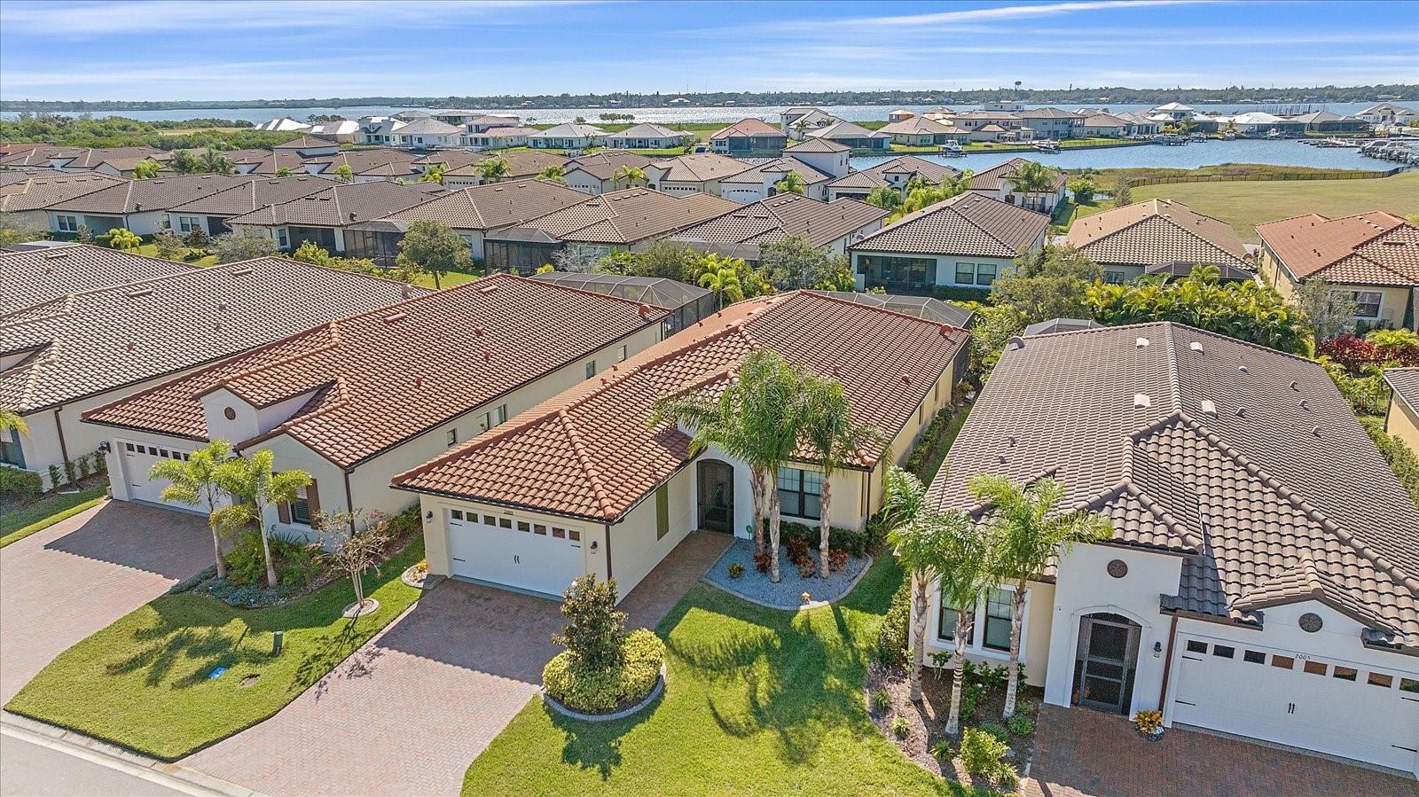 SANCTUARY COVE - Residential