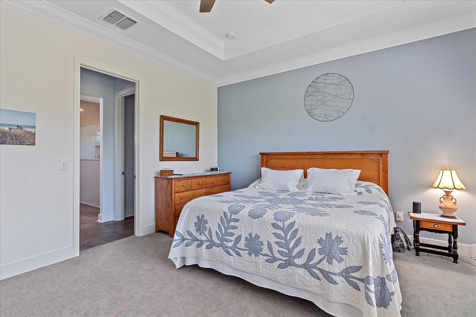 SANCTUARY COVE - Residential