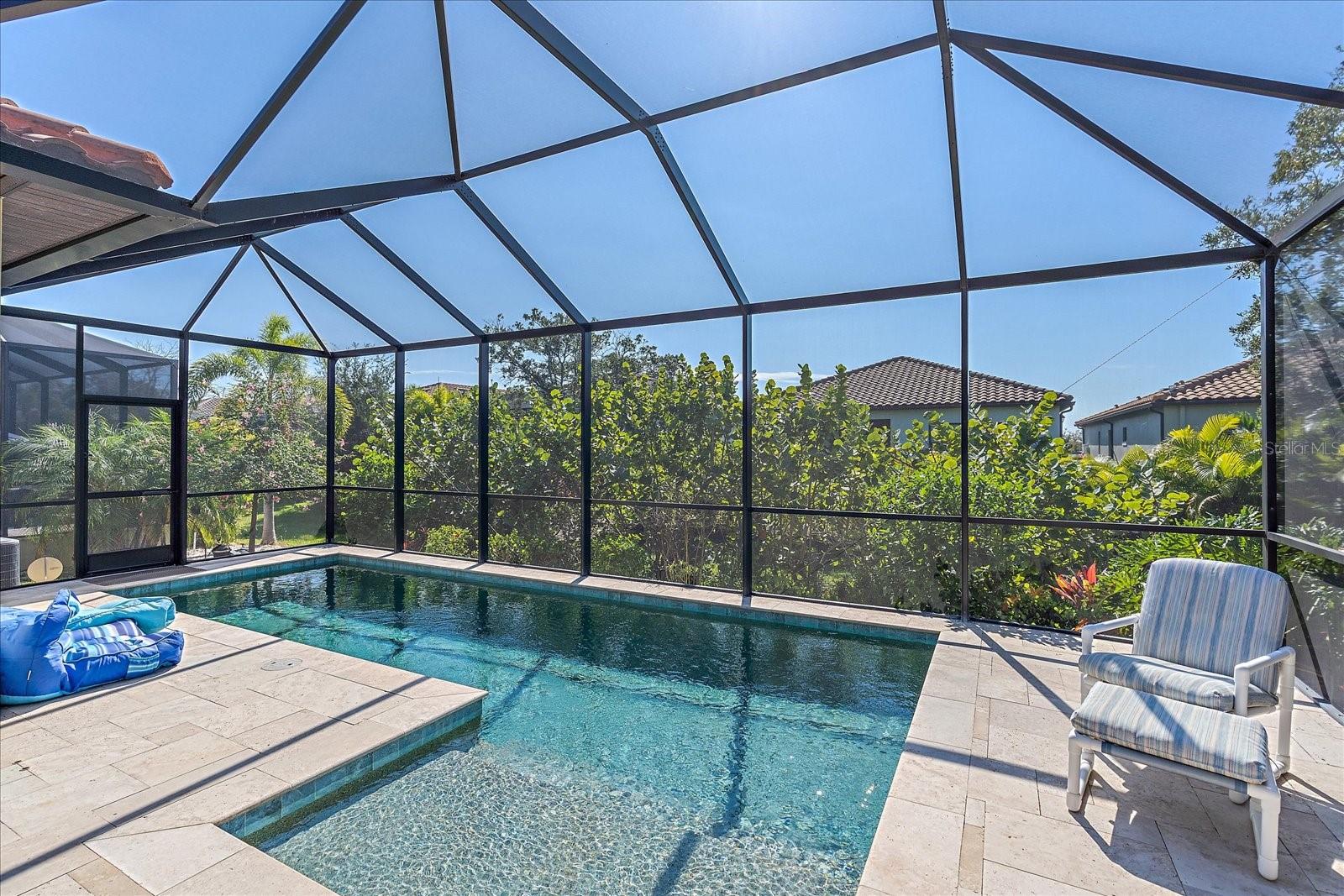 SANCTUARY COVE - Residential