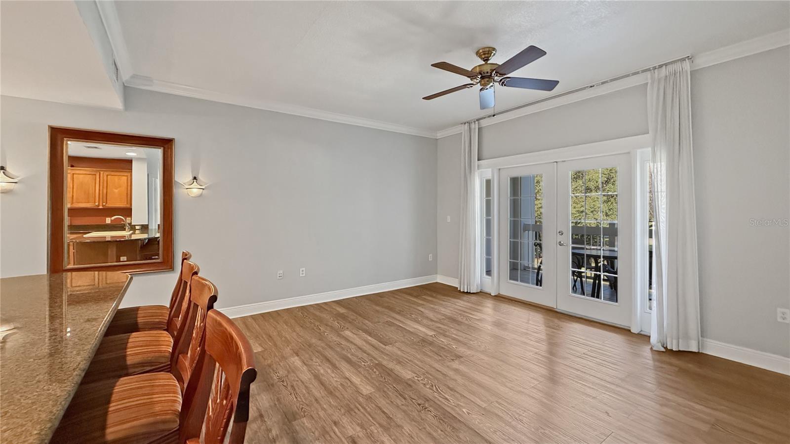 HERITAGE CROSSING CONDO PH 2 - Residential