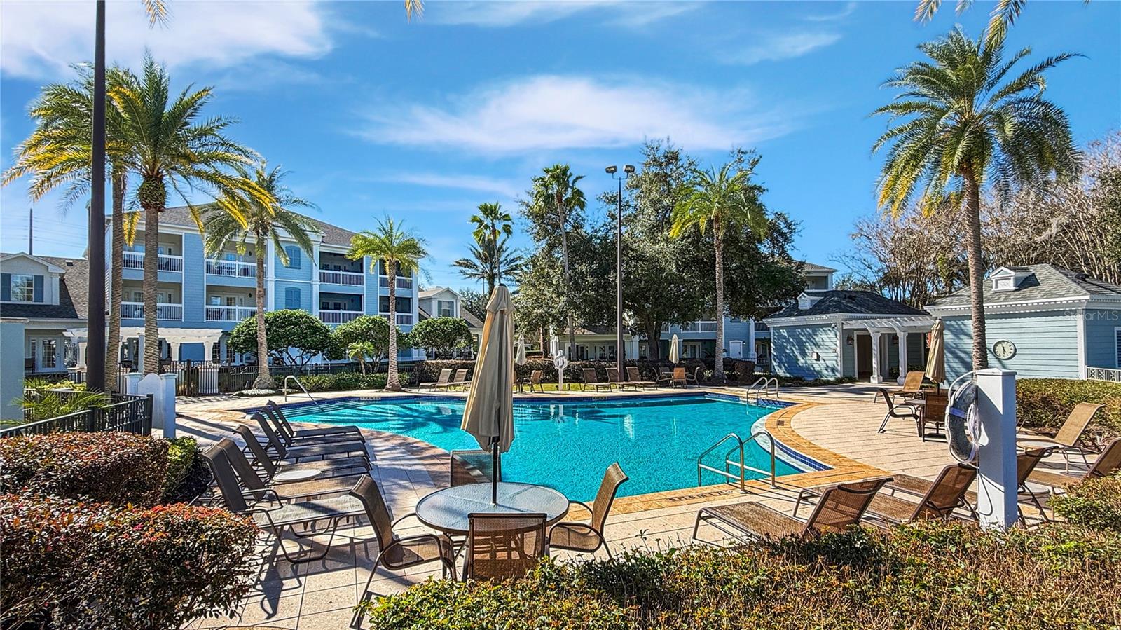 HERITAGE CROSSING CONDO PH 2 - Residential