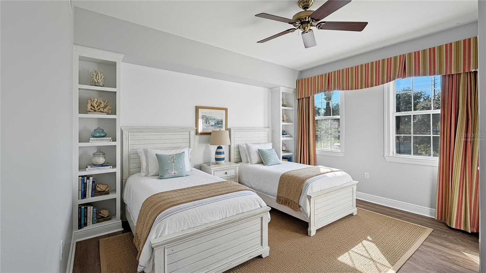 HERITAGE CROSSING CONDO PH 2 - Residential