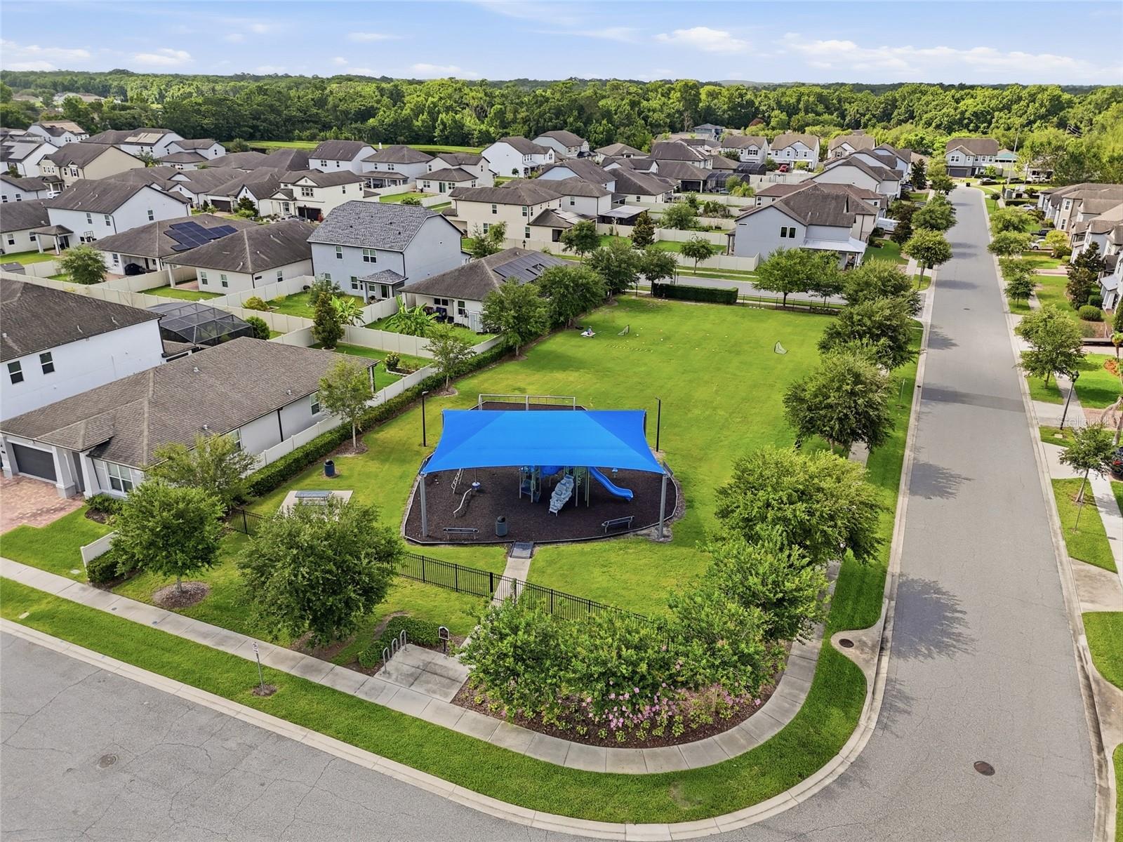HERITAGE OAKS - Residential
