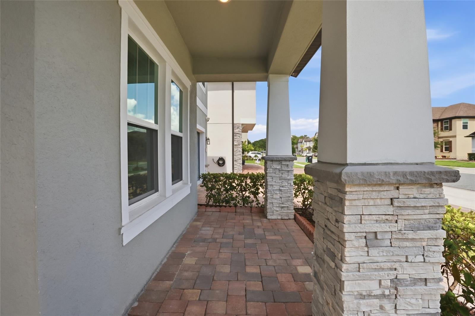 HERITAGE OAKS - Residential
