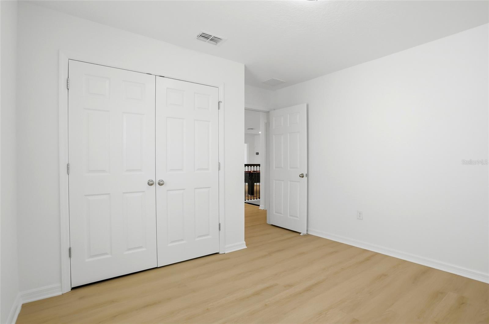HERITAGE OAKS - Residential