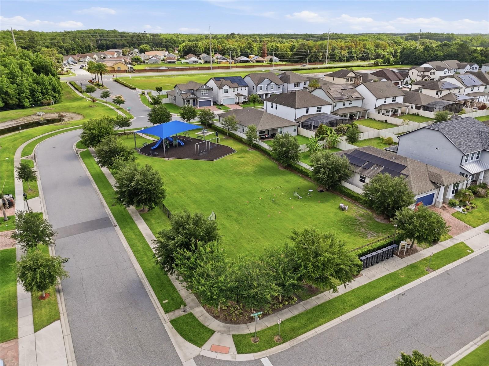 HERITAGE OAKS - Residential