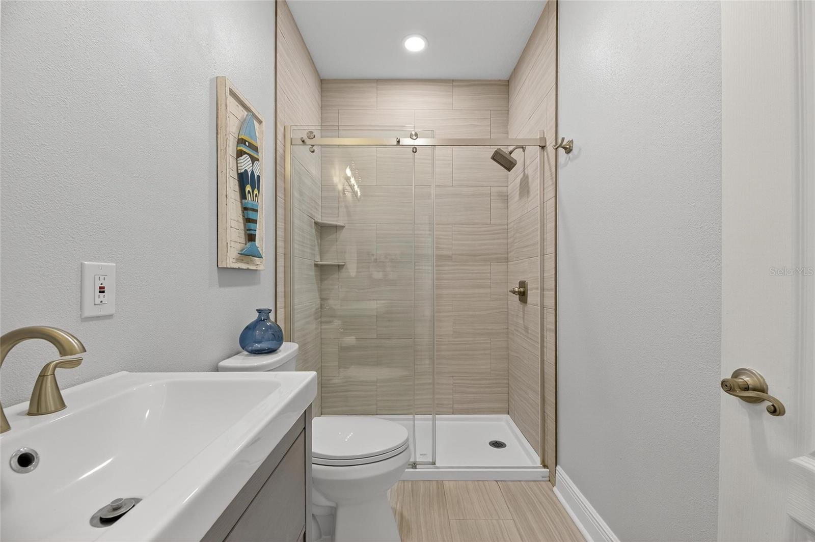 MIRABAY PH 3A-1 - Residential