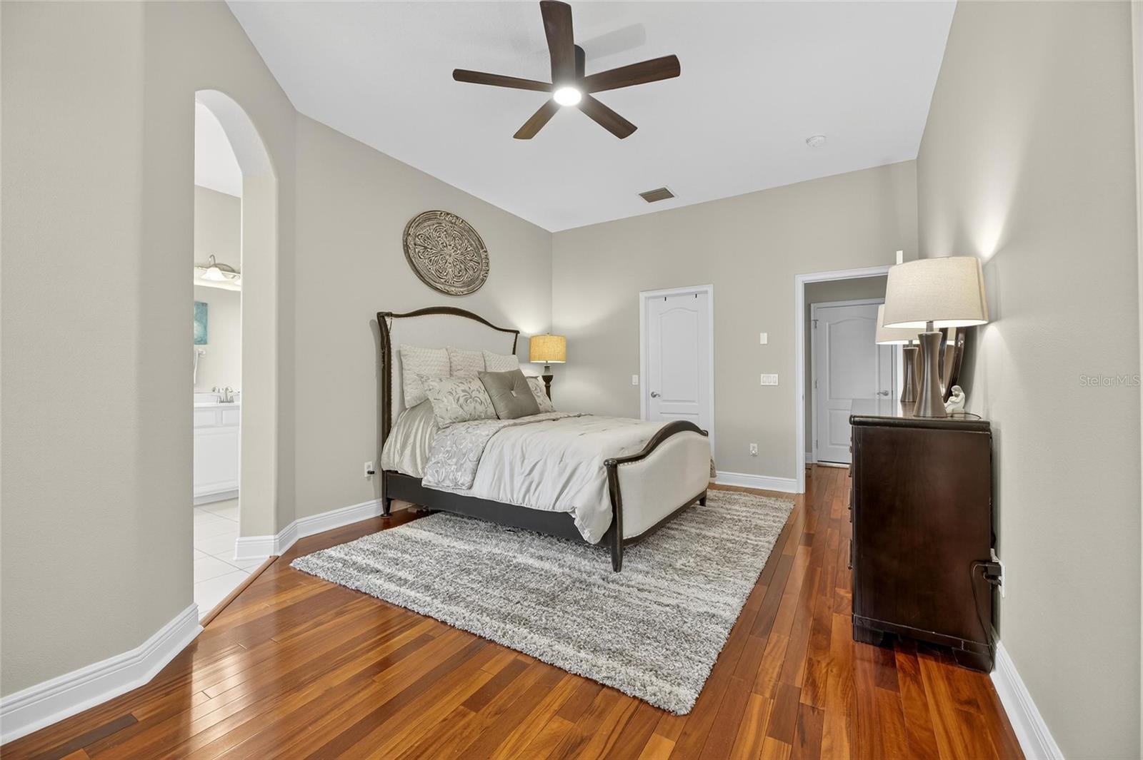 MIRABAY PH 3A-1 - Residential