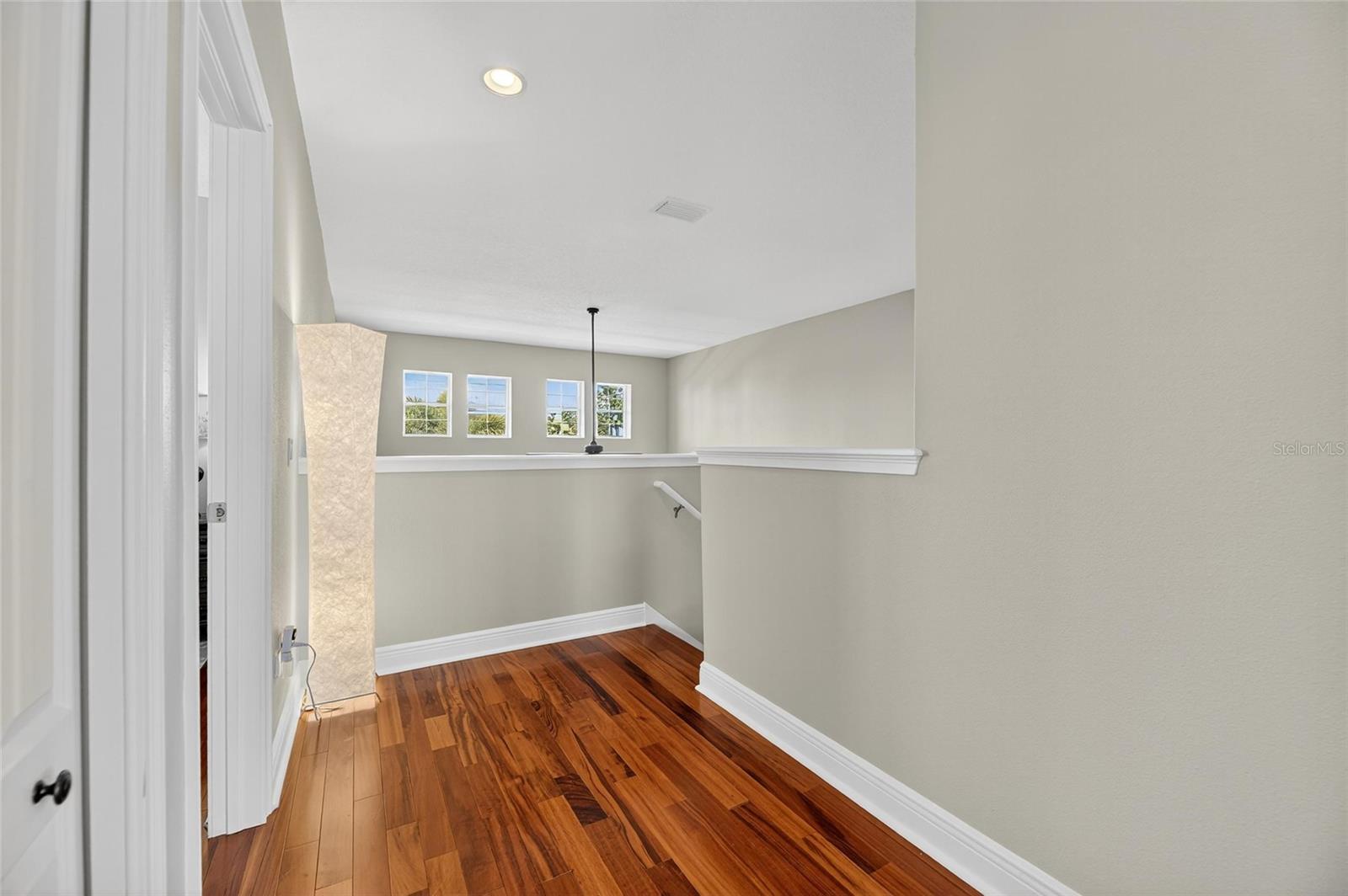 MIRABAY PH 3A-1 - Residential