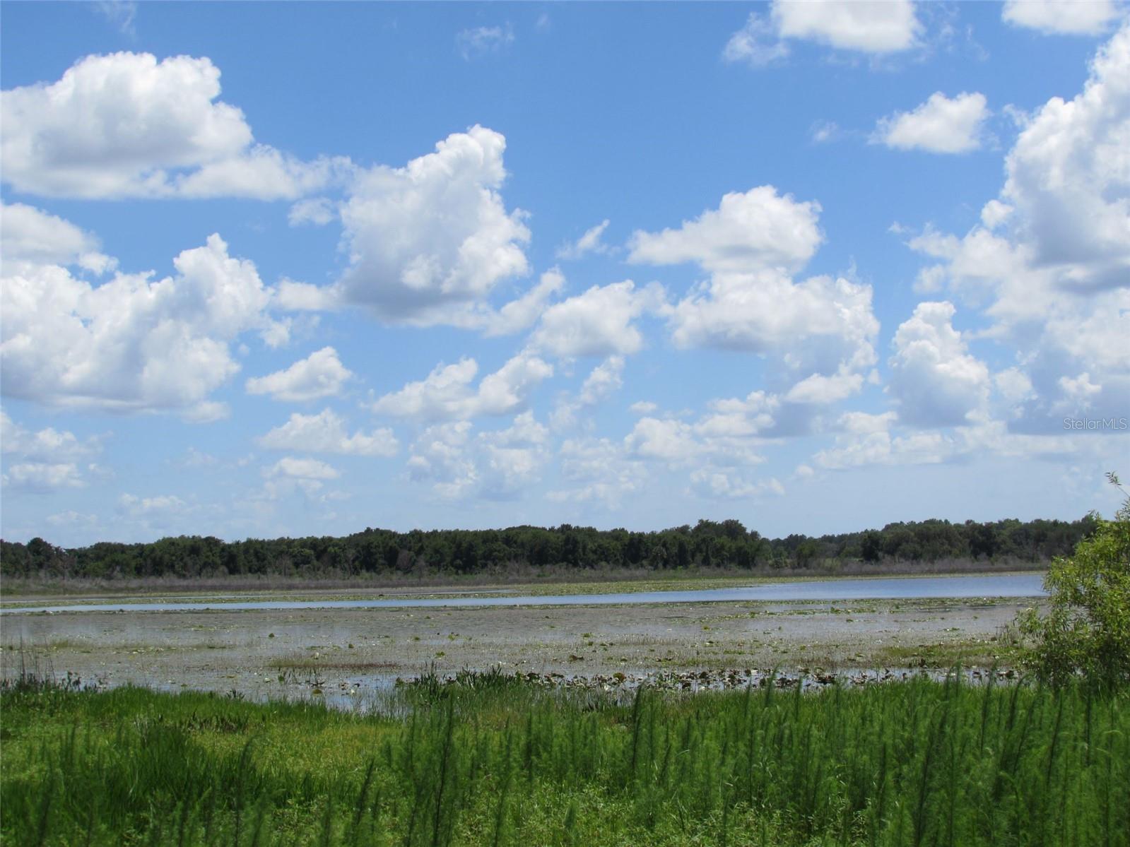 RAINBOW LAKES ESTATES - Land