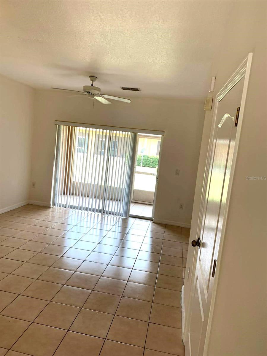 TOWNS LEGACY PARK - Residential Lease