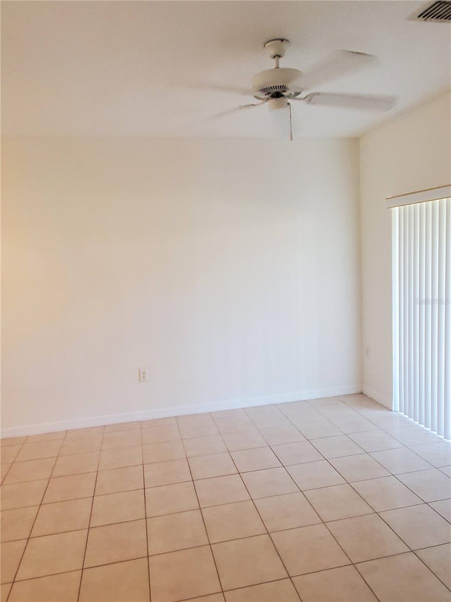 TOWNS LEGACY PARK - Residential Lease