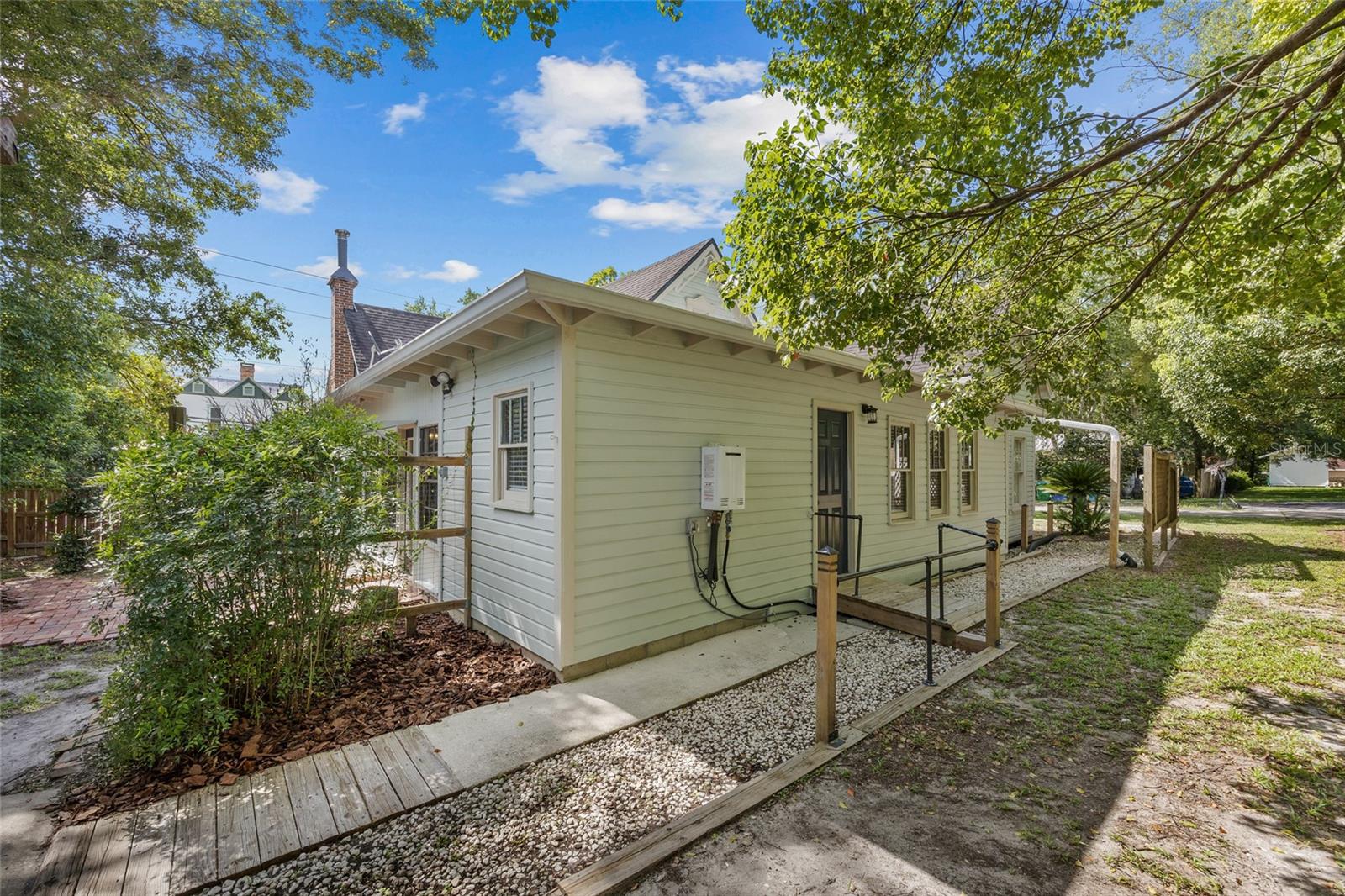 S C MOORE ADD MRS S C MOORE ESTATE - Residential