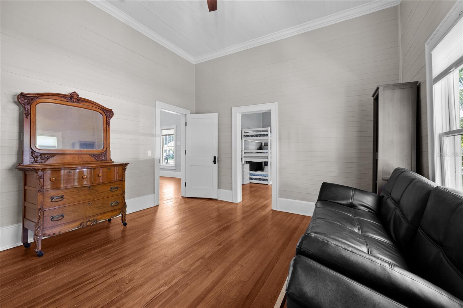 S C MOORE ADD MRS S C MOORE ESTATE - Residential