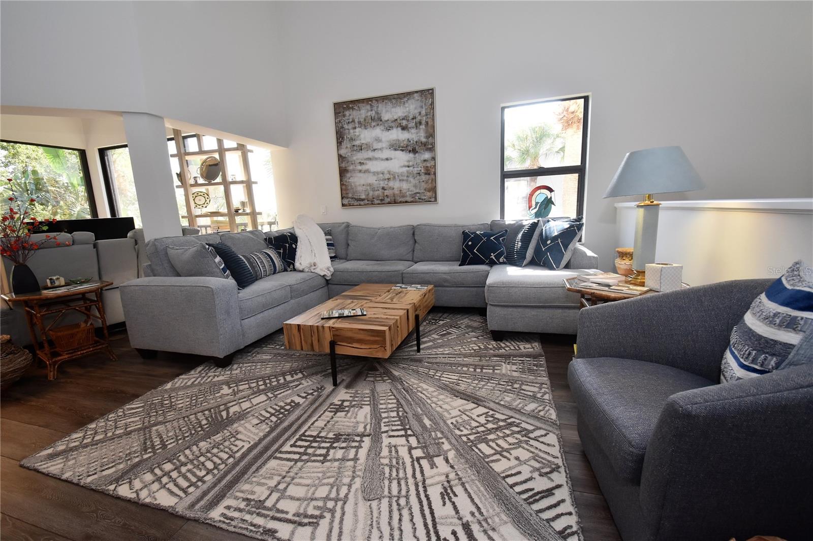 LANDINGS SOUTH V - Residential Lease
