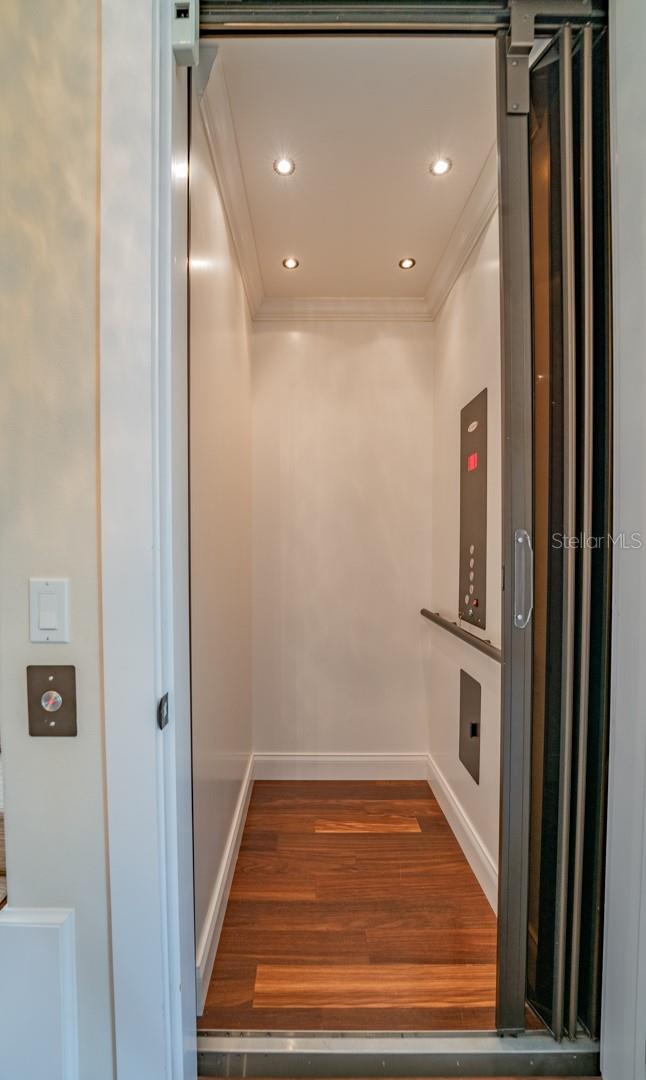 WELLS TERRACE - Residential