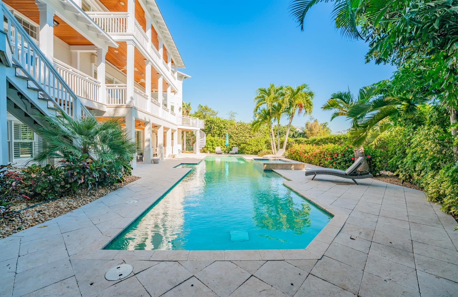 WELLS TERRACE - Residential