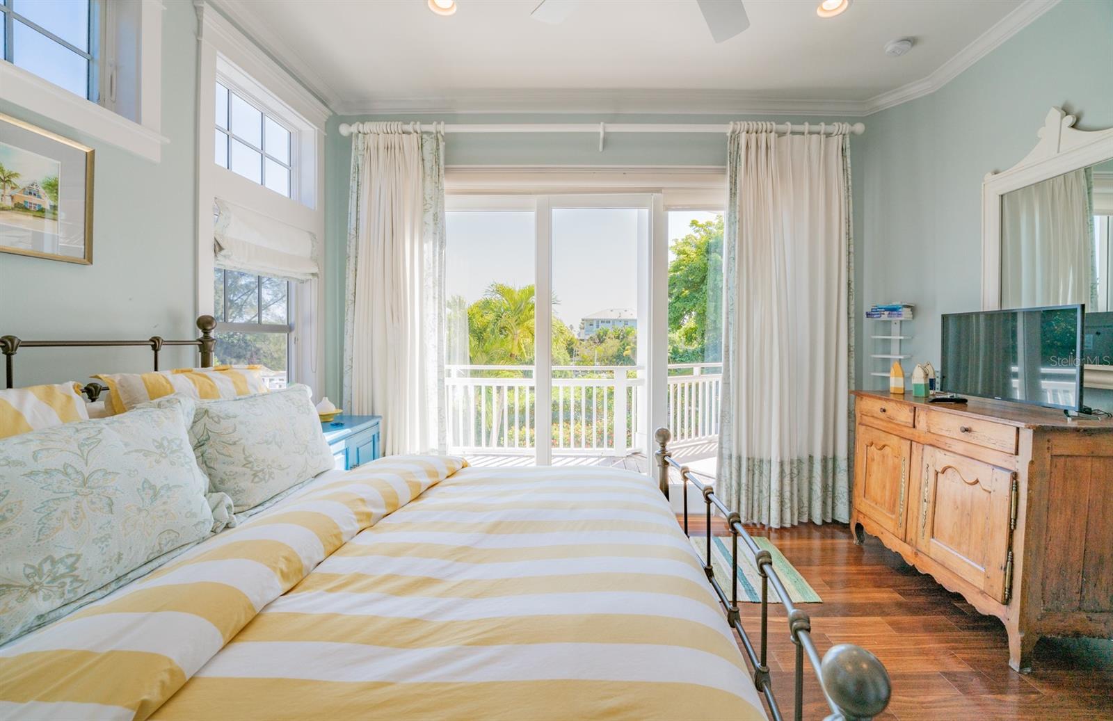 WELLS TERRACE - Residential