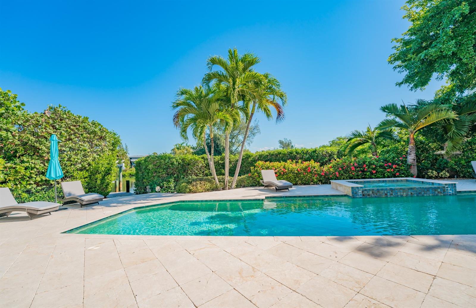 WELLS TERRACE - Residential