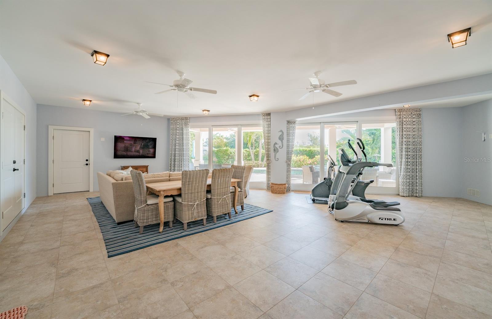 WELLS TERRACE - Residential