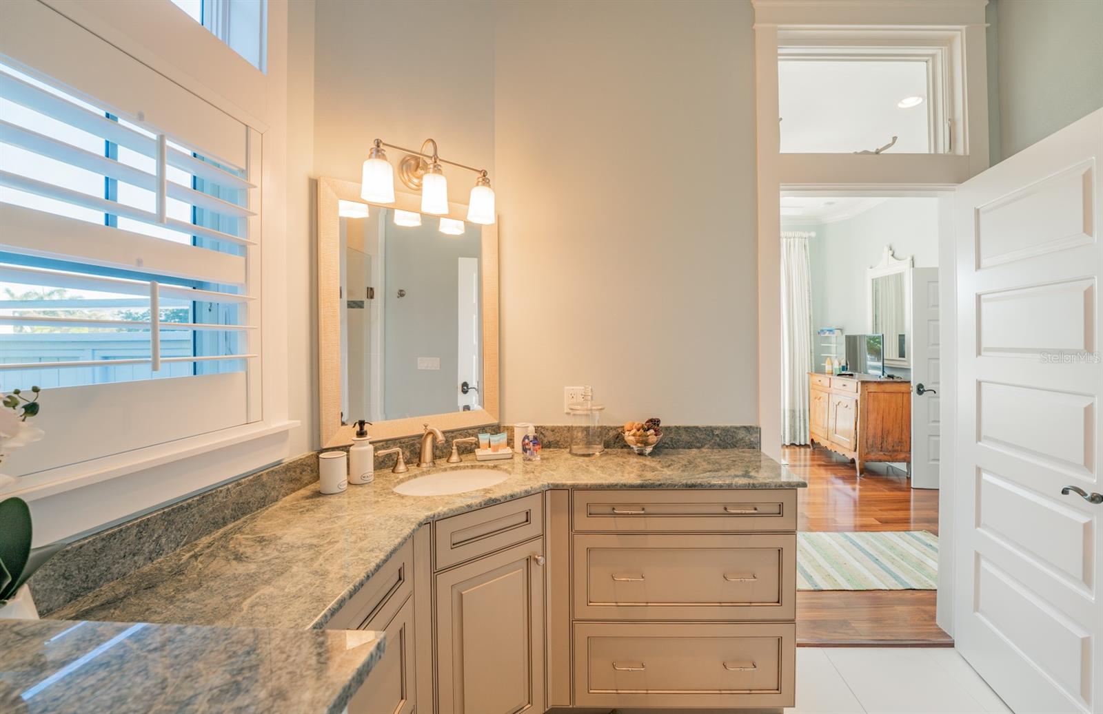 WELLS TERRACE - Residential