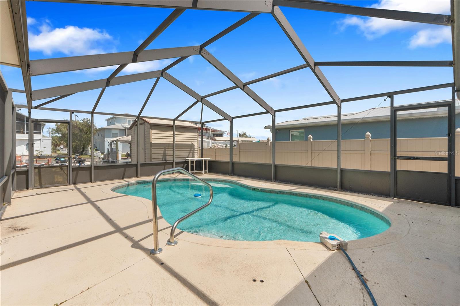 HUDSON BEACH ESTATES - Residential