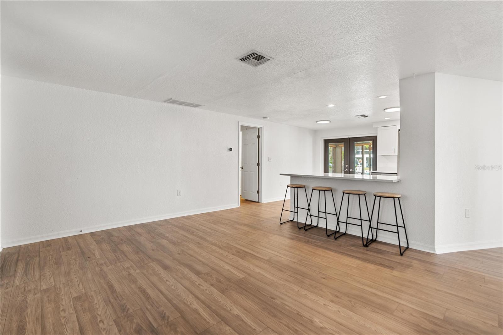 HUDSON BEACH ESTATES - Residential