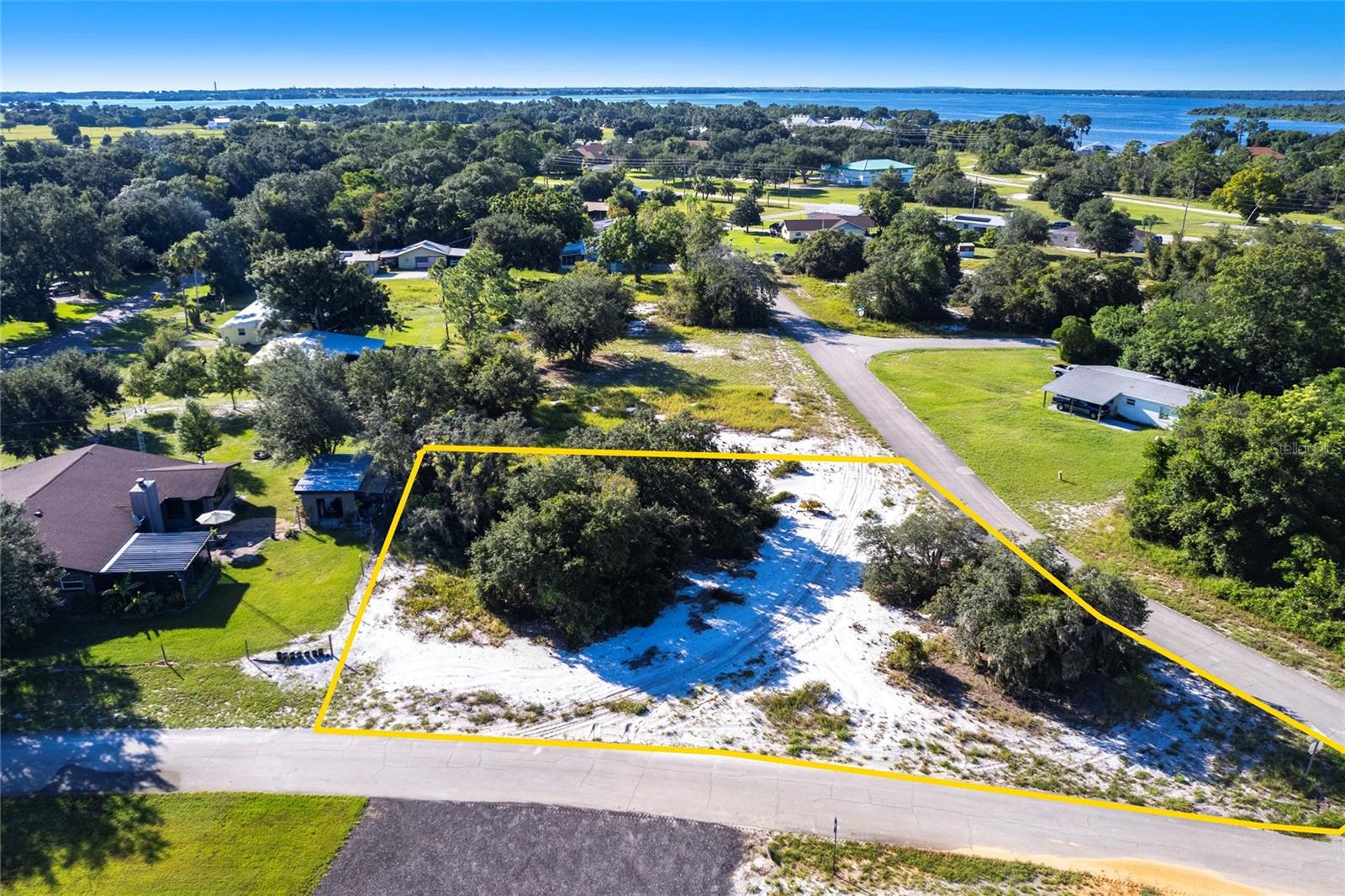 LEISURE LAKES SEC 01 - Land