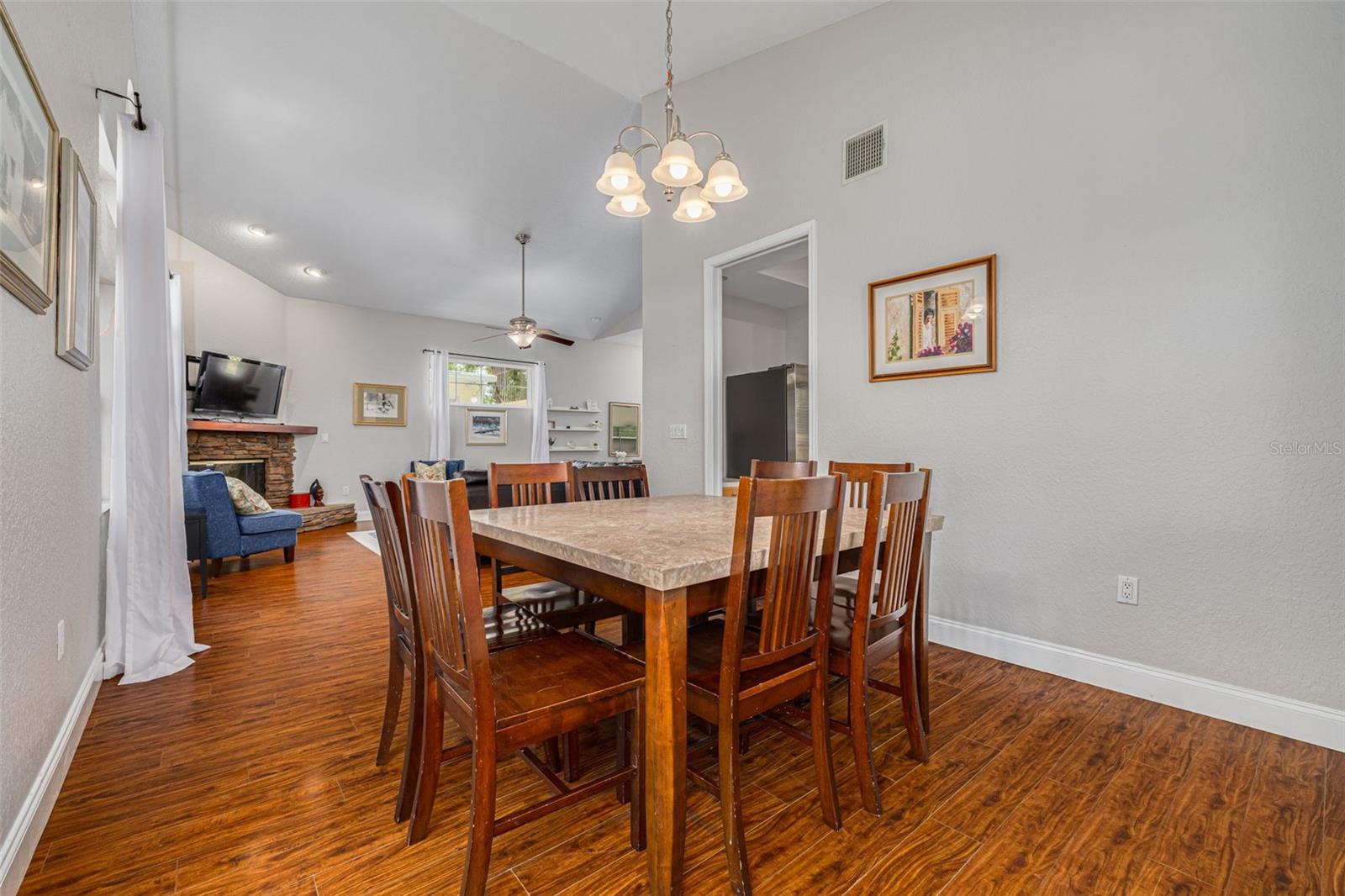 ORANGE HEIGHTS - Residential