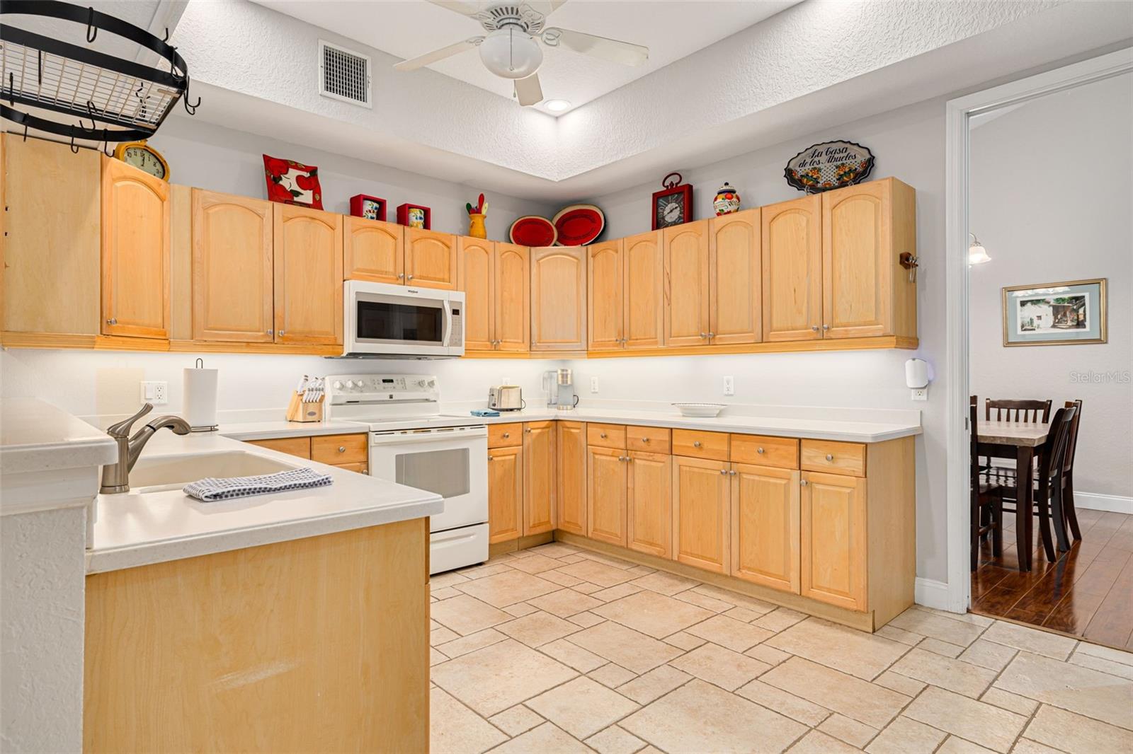 ORANGE HEIGHTS - Residential