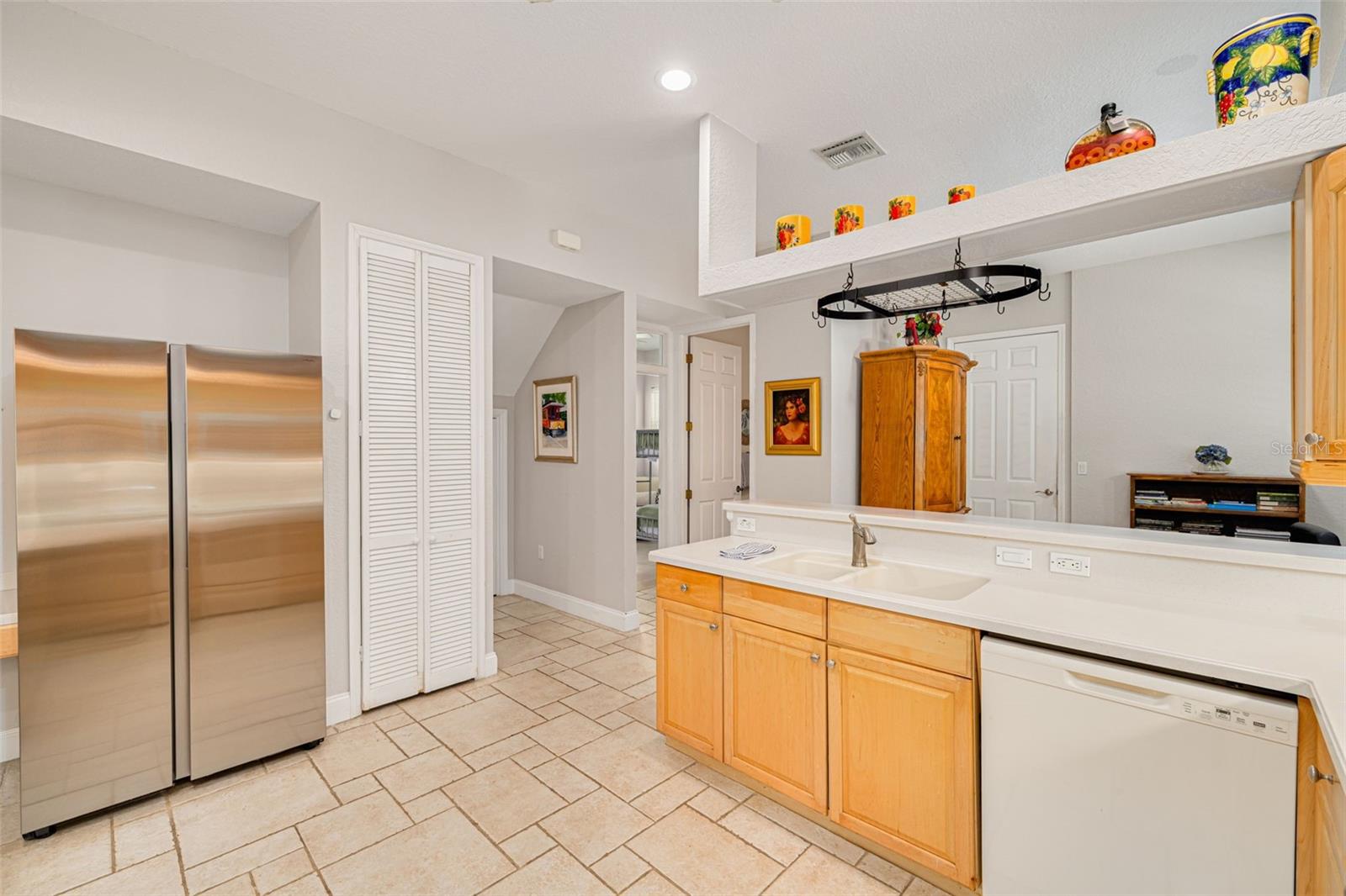 ORANGE HEIGHTS - Residential