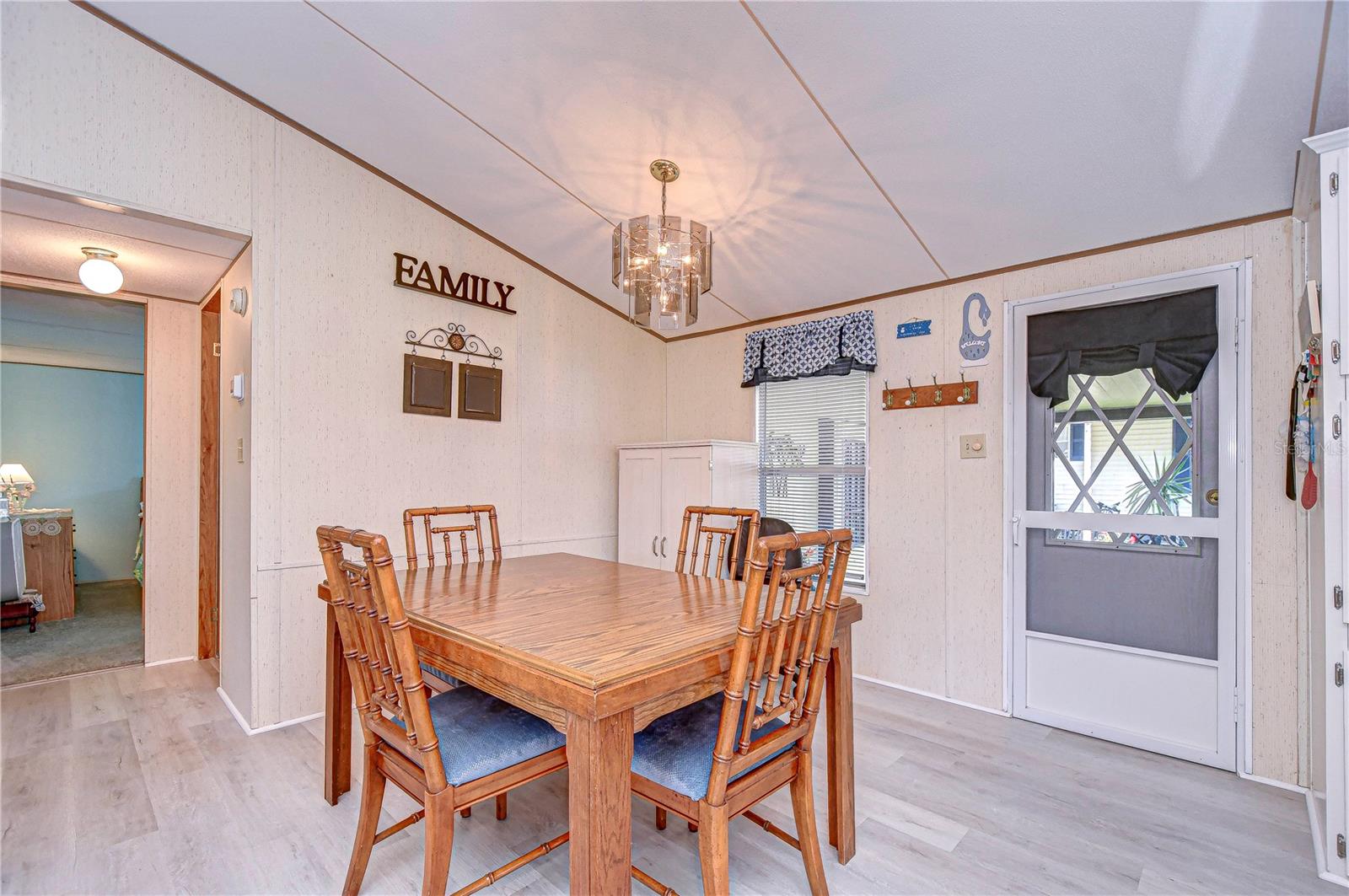 TIMBER LAKE ESTATES - Residential