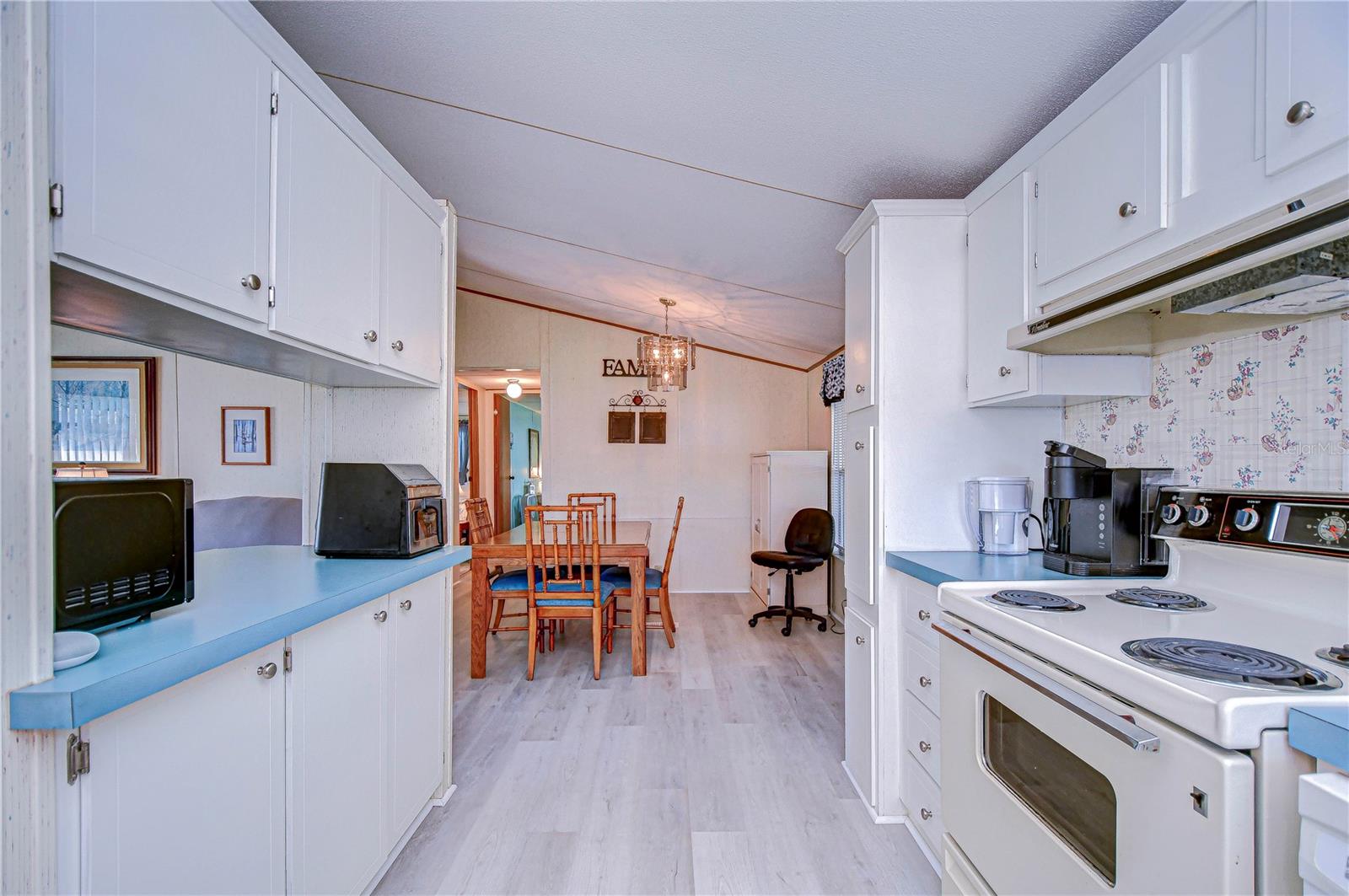 TIMBER LAKE ESTATES - Residential