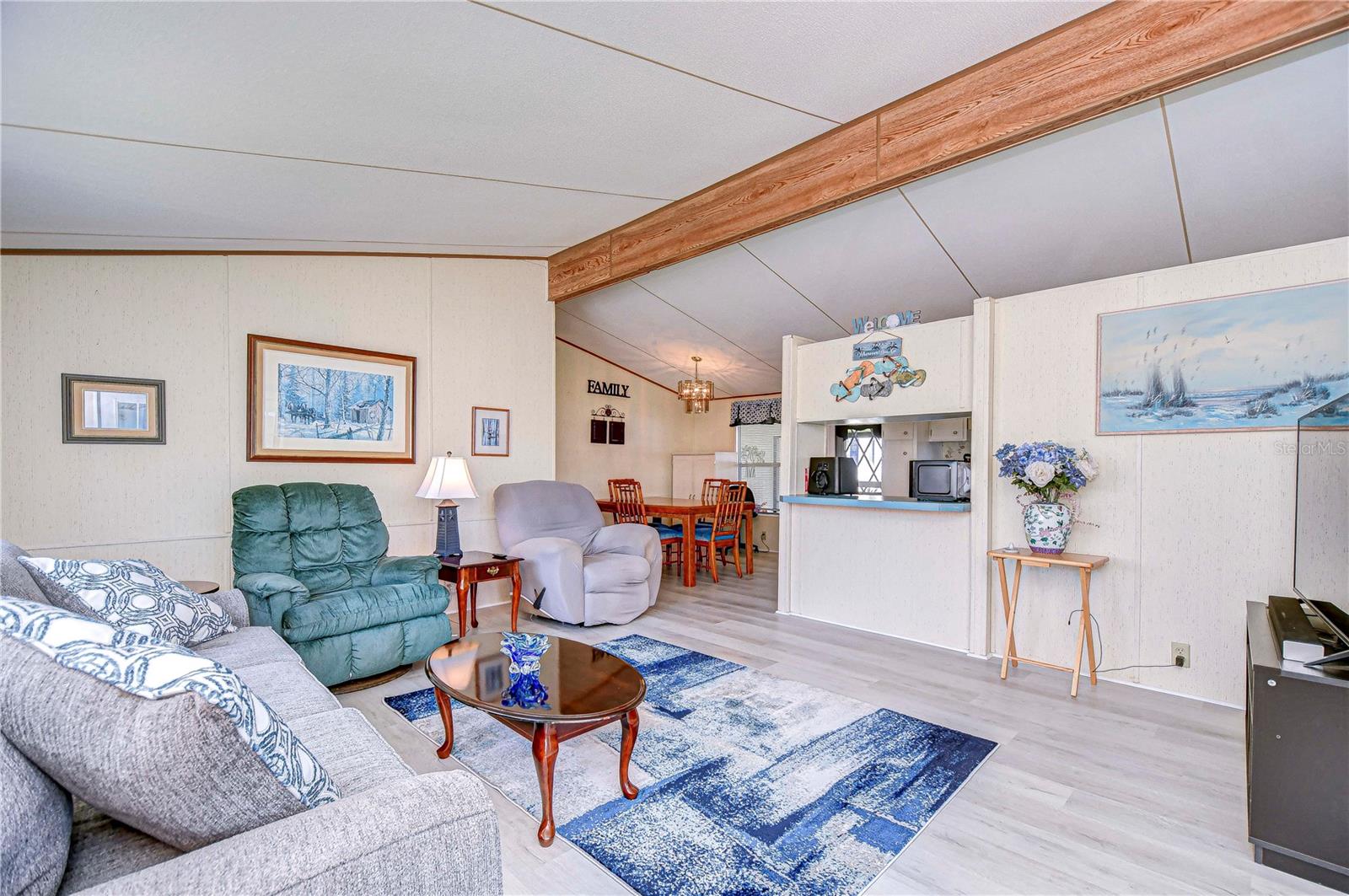 TIMBER LAKE ESTATES - Residential