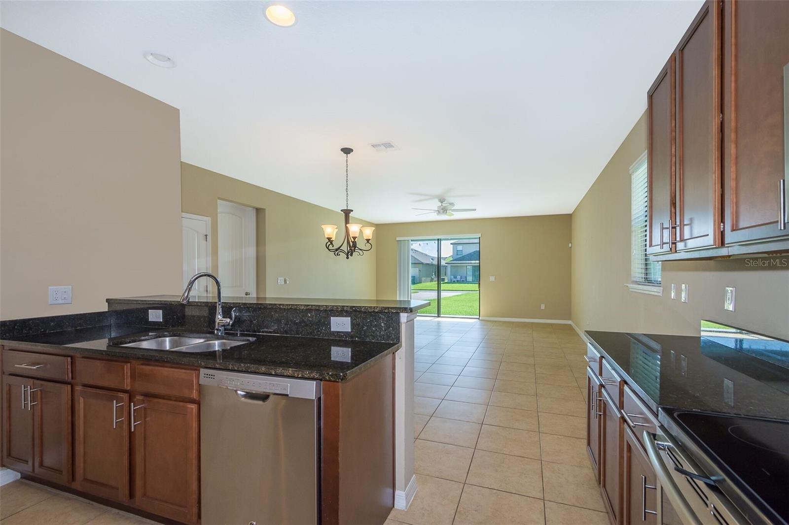 WINDERMERE TERRACE - Residential Lease