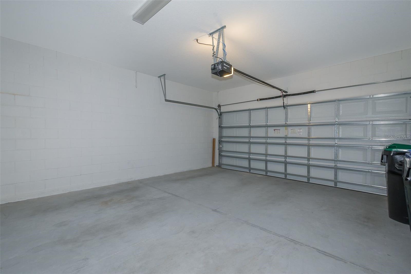 WINDERMERE TERRACE - Residential Lease