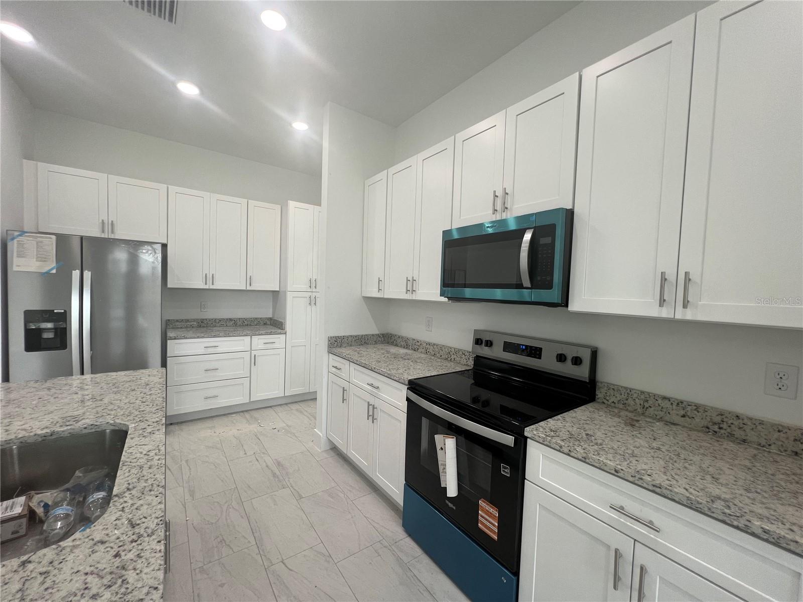 ROTONDA SANDS - Residential Lease